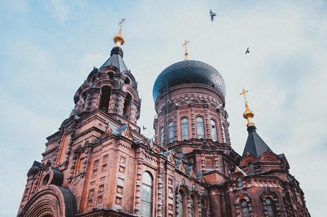 它是国内最有 “割裂感” 的城市之一！西洋风情又不失东方韵味