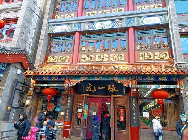 大量日本游客涌入北京，打着旅游幌子不去旅游不吃美食，为啥来？