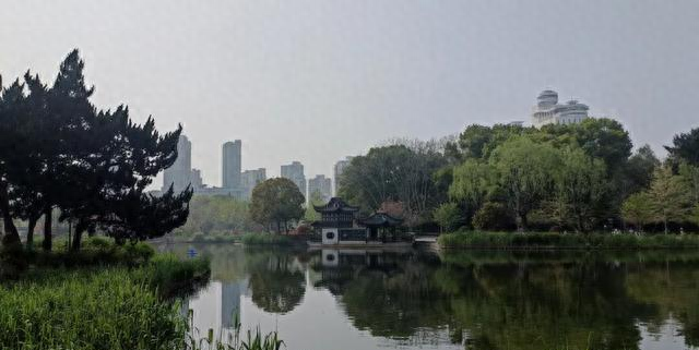 和平公园大变样，动物园没了，现在更高级了，虹口越来越好了