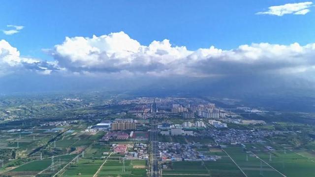潼关：蝉声起 云雾缭 蓝正浓~