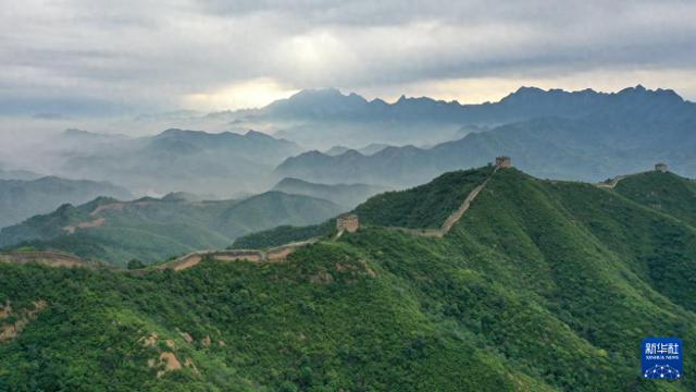 司马台长城晨景