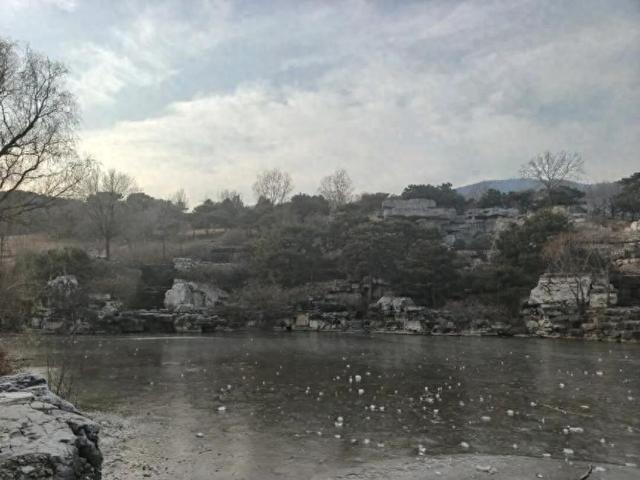 紧急提醒！西山国家森林公园景观水面结冰，请自觉远离