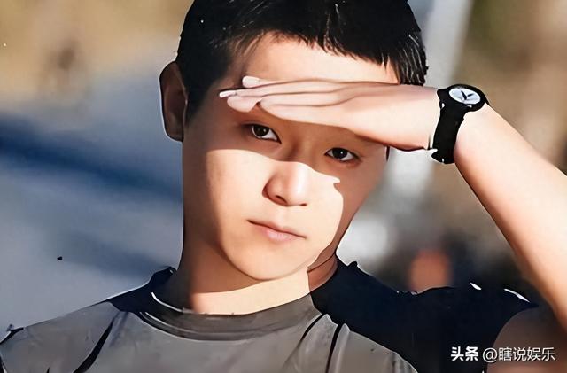 王菲前夫窦唯，潦倒落魄只是表象，北京二环四合院才是真底气！