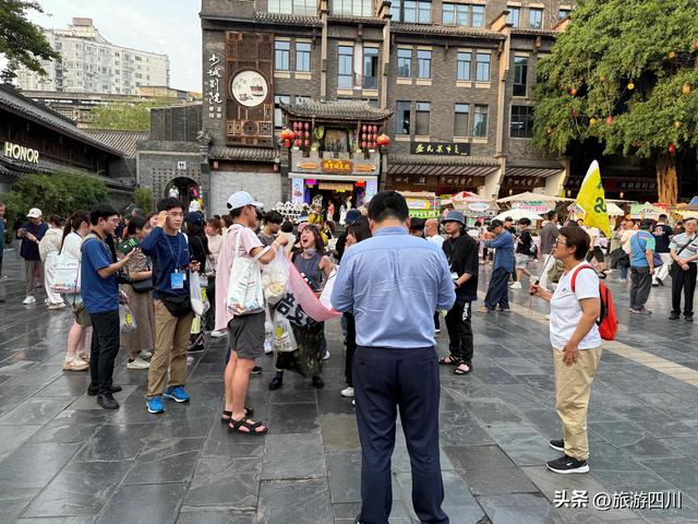 世运会之后成都名片热力不减，东南亚入境游数据亮眼！