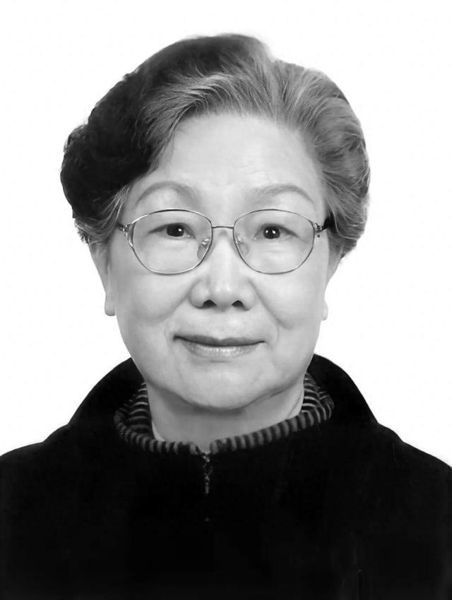 刚刚消息传来：著名女演员于今日8点34分逝世