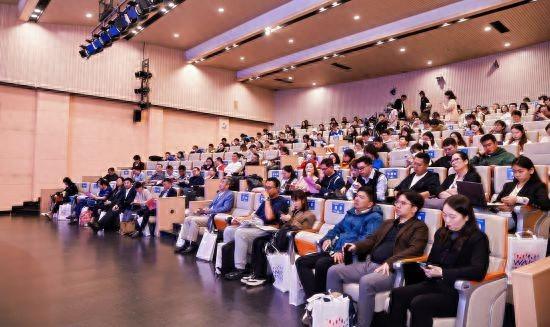 “AI＋基础教育”专题研训活动－上海站举行