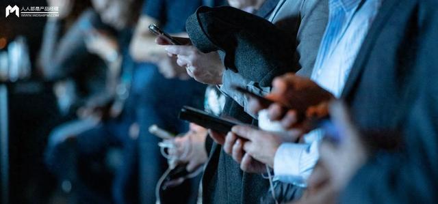 黄仁勋的“闭门爆言”与我们的AI未来