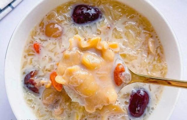 桃胶花胶红枣枸杞做法大全 2026年桃胶和红枣枸杞怎么煮