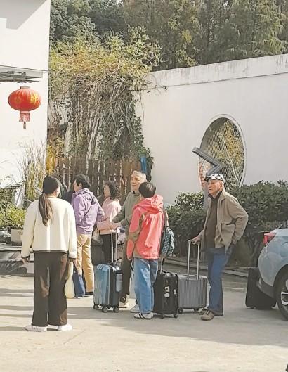 人均200多元的银发族“微度假”会火吗？