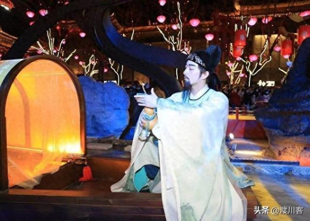 打脸擦边景区，唐山NPC李白火了，官方点名夸，凭两招带火一座城