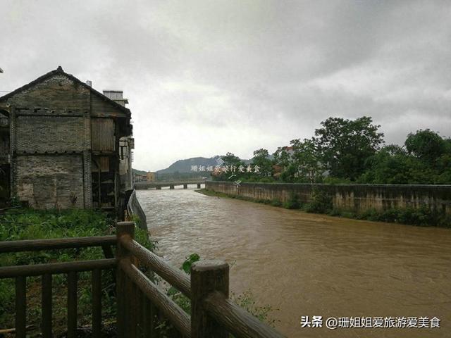 游客在清远连州遇雨：误打误撞进千年古村，南汉“宰相”后人聚居