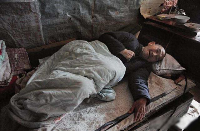 当前最可怕的不是3000万光棍	，而是越来越多的男人不愿意结婚