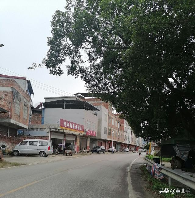 广西南宁市上林县撤销的乡，街道、菜市场、车站俱全就是没有赶集