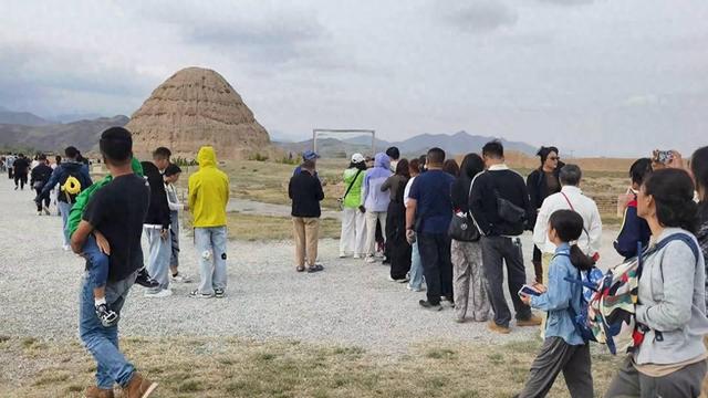 银川文旅“扫码吐槽”机制 以“听劝”姿态让服务升温