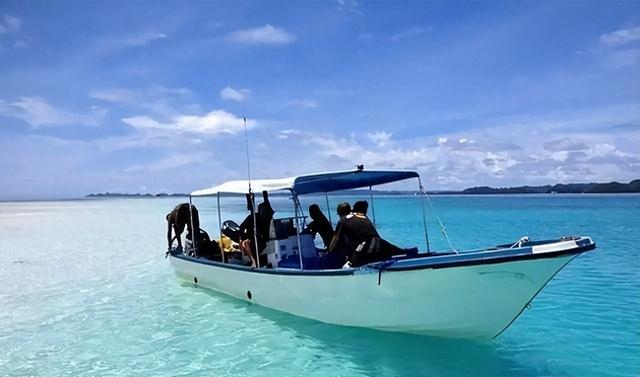 一年赚大陆游客14亿！转投美澳后竟拒接中国航班，该国现状如何？