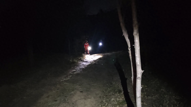 一对夫妻登山赏秋一人迷路，北京市门头沟消防提醒：安全第一