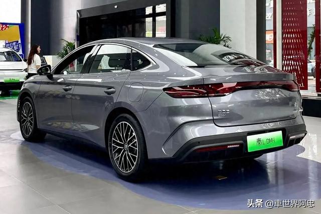 真的惨！9月轿车零售量排名：星愿丢冠，比亚迪爆发，小米SU7第14