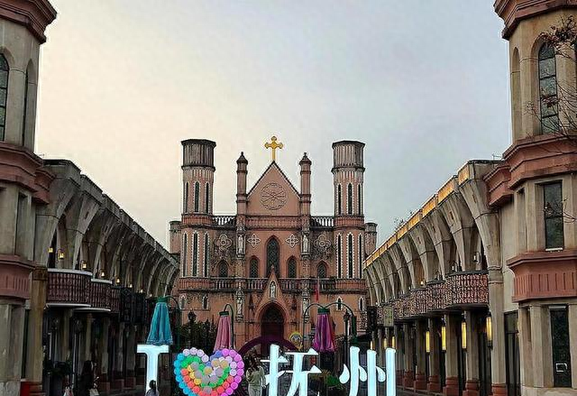 我是上饶人，去了鹰潭跟抚州，实话实说：鹰潭和抚州差别太意外！