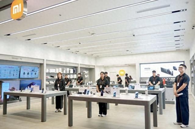 新零售助力小米高端化出海，未来5年计划海外开一万家店