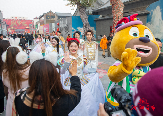 沈城“初雪”落方城 “雪趣铜行”冬季主题街区启幕