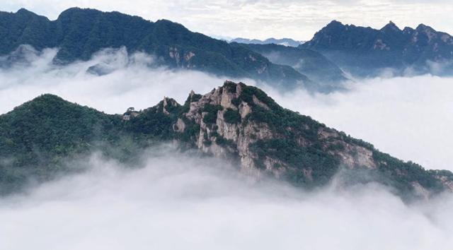 西安翠华山迎来秋季首场云海