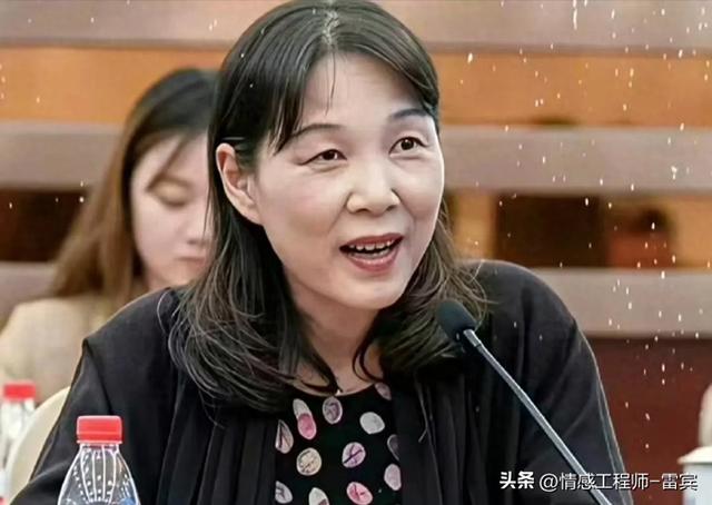 哇哈哈老员工谈杜建英：宗庆后得力助手想追她，恳求宗留下她