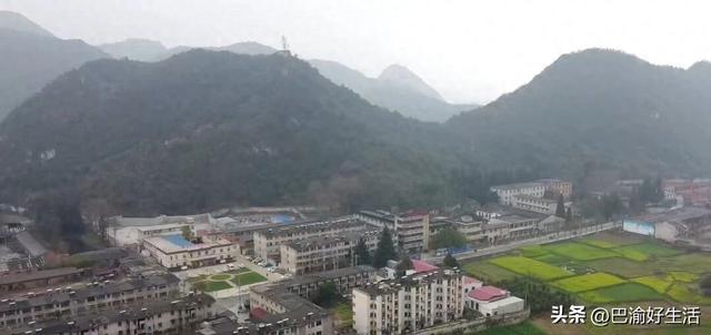 贵州大山中的军工厂，据说没造过军品，曾经被叫做狼窝吓退当地人