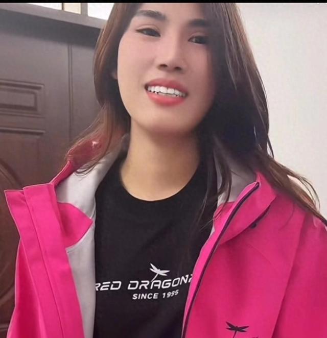 小松秋冬服爆卖，居然不靠新品