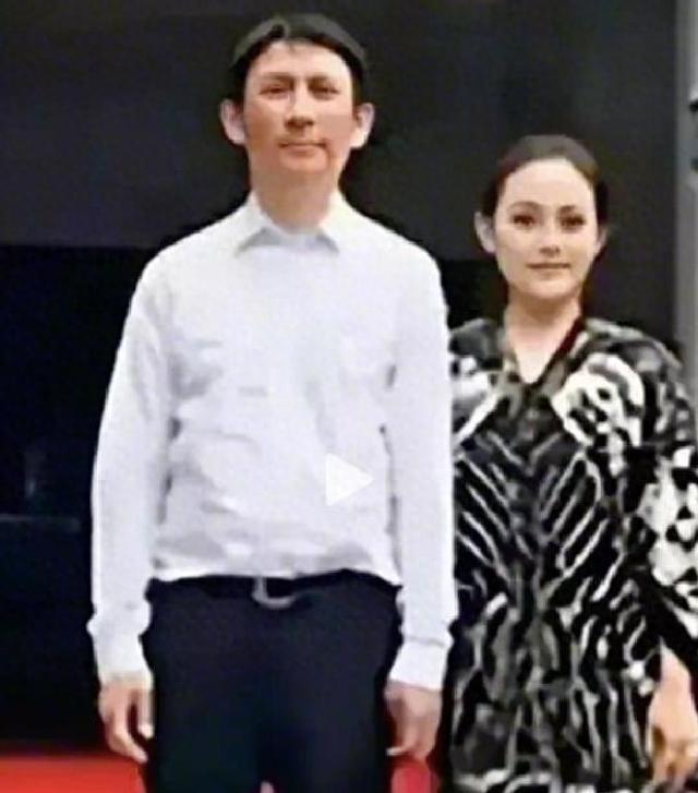 李讷唯一儿子王效芝：职高生，妻子是薄一波外孙女，介绍人是上将