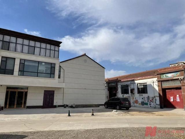 山西“狗咬人”引发杀人案：被告人女儿称多次报警，被害人妻子称“没计划打架”！如何界定正当防卫？律师：需综合考量具体情境