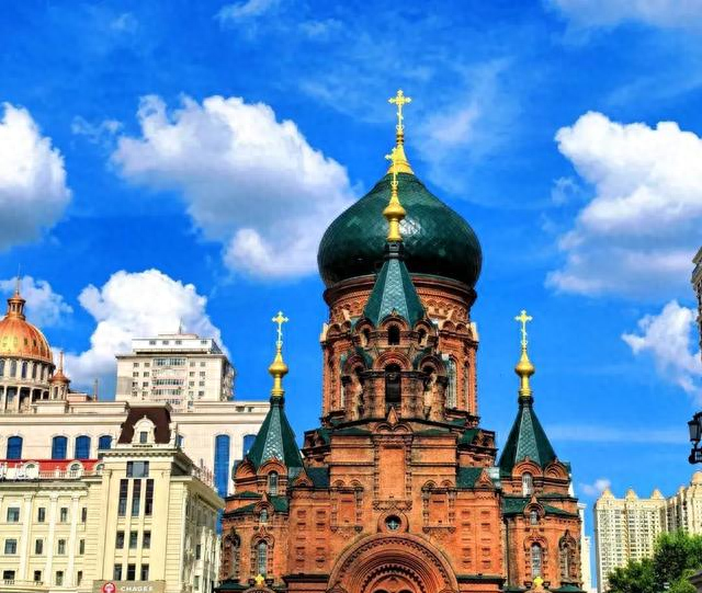 和老伴去了趟哈尔滨，不违心地说：哈尔滨是我见过最美的城市