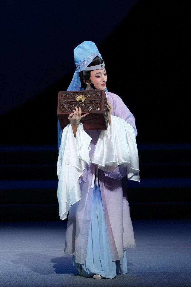母娘乱馆游戏攻略（川剧正青春梦回东坡里的那些00后）