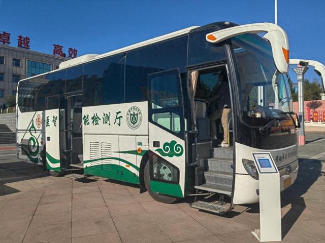 表现和表示的区别是什么（记者手记当人工智能学会望闻问切）