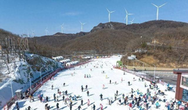 “温泉+滑雪”冷热交融 湖北襄阳丰富冬游产品