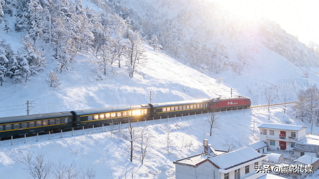 从北国雪原到温暖归途，普铁列车见证冬日中国