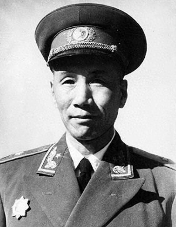 李伦参军荣获一等功，无人知晓他是李克农的儿子，后来成就如何？