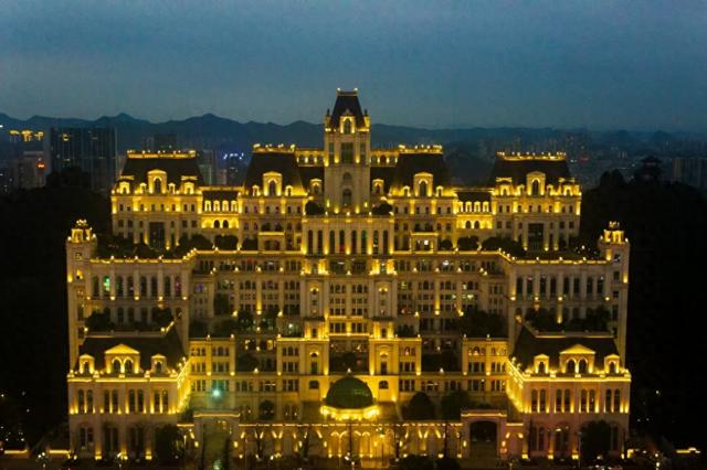 凉都贵阳迎来旅游热潮，贵阳多举措优化旅游体验