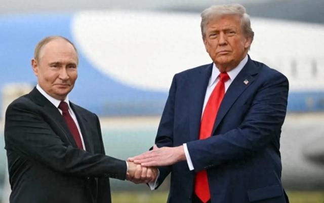 8000亿美元，哪是谈判？这分明是一场史无前例的“土地赎买”大戏