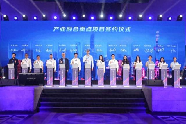 运用“AI+HR”模式，上海创新开发一批人工智能推介官岗位