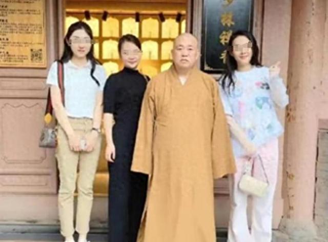 不到72小时，被调查的释永信再迎3大噩耗，私生活乱只是冰山一角
