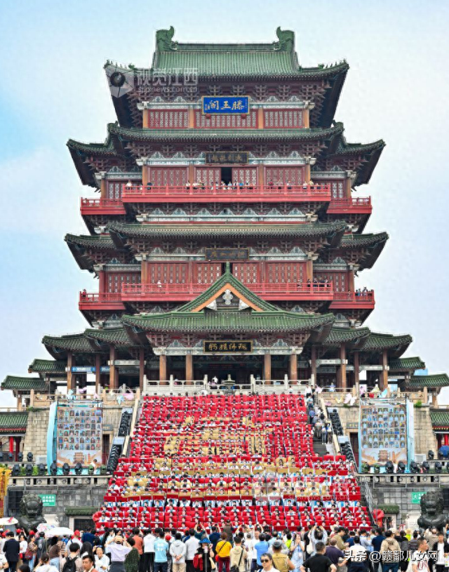 滕王阁前书香浓：一场跨越千年的文化对话