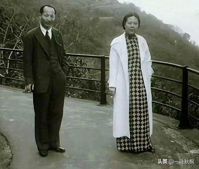 这是张学良原配夫人，于凤至的真实相貌，气场十足	，罕见老照片