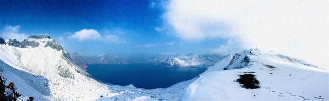 中国天气两重天，长白山暴雪关闭景点，海南连续几天超40℃高温