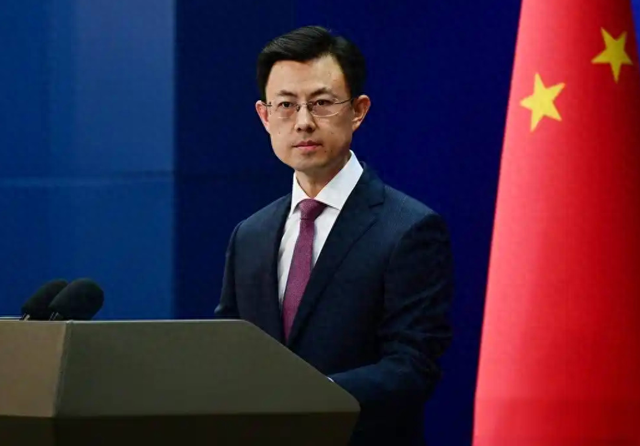 等不来北京贺电，高市早苗公开对华态度，把中国称为“重要邻国”