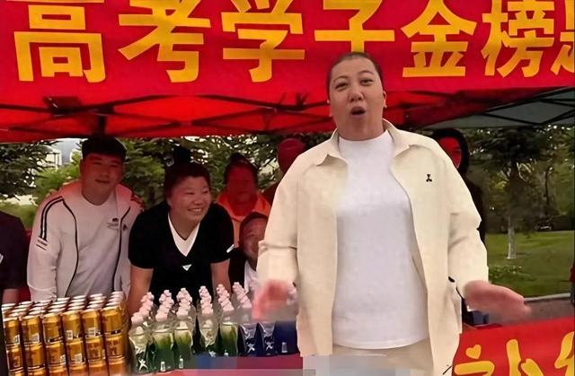 东北雨姐这一次完了，国新办点名，复出失败，彻底沦为反面教材！