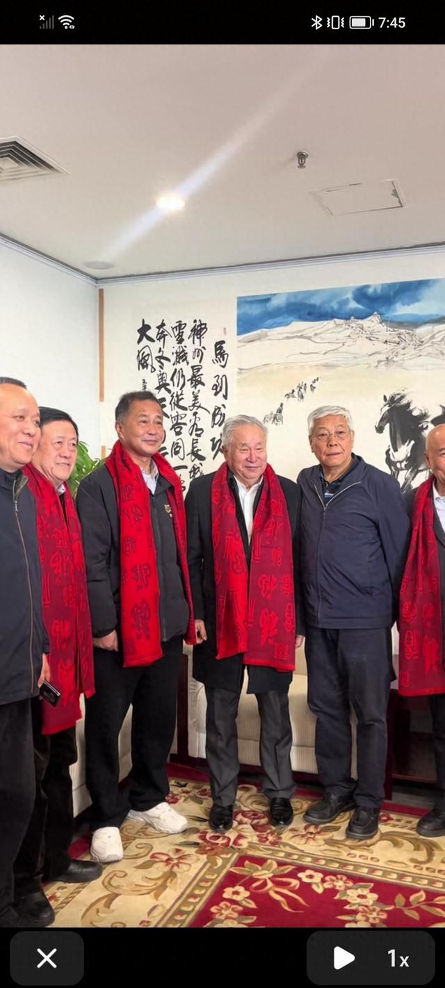 沈巍记156：沈巍一眼看出	，徐悲鸿的四喜图符合鼓励生宝宝的政策