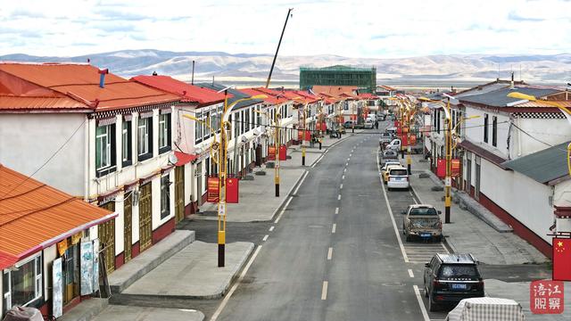 绵阳援建赋能 草原小镇吃上“旅游饭”