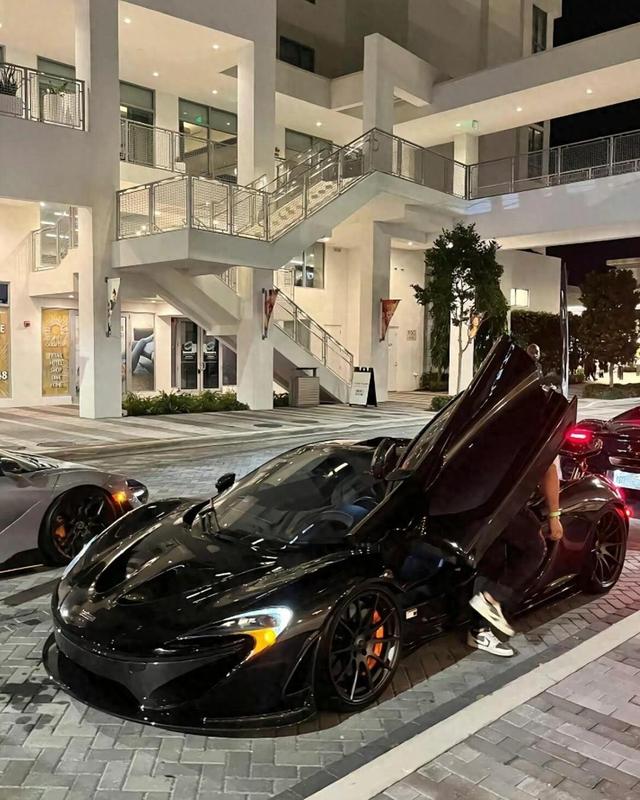 濒临破产到44亿估值！迈凯伦的F1逆袭，全靠这步商业棋