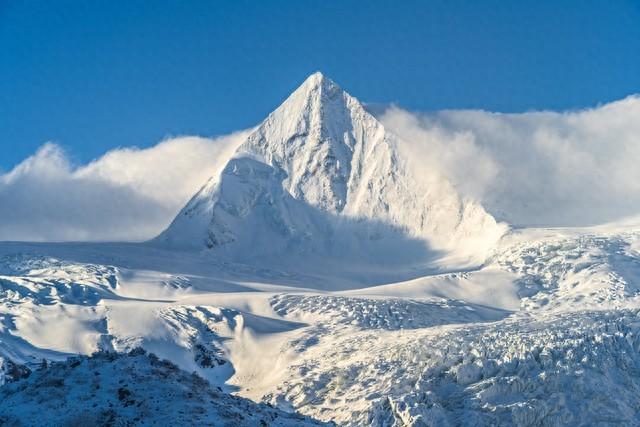 收藏起来慢慢去！国内10个地方人少景美，去过5个以上算旅行家