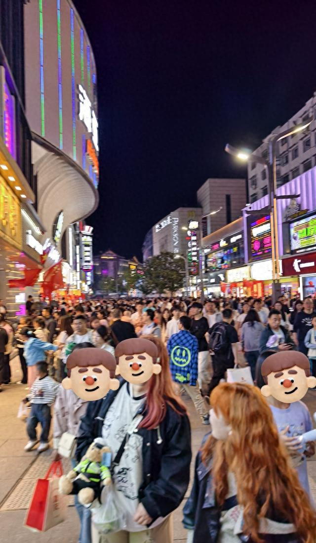 清明假期合肥老城被“挤爆”！84万人涌入，这三个地方人山人海！